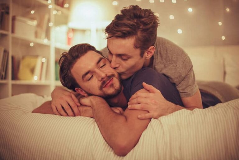melhores sites de relacionamento gay 2021